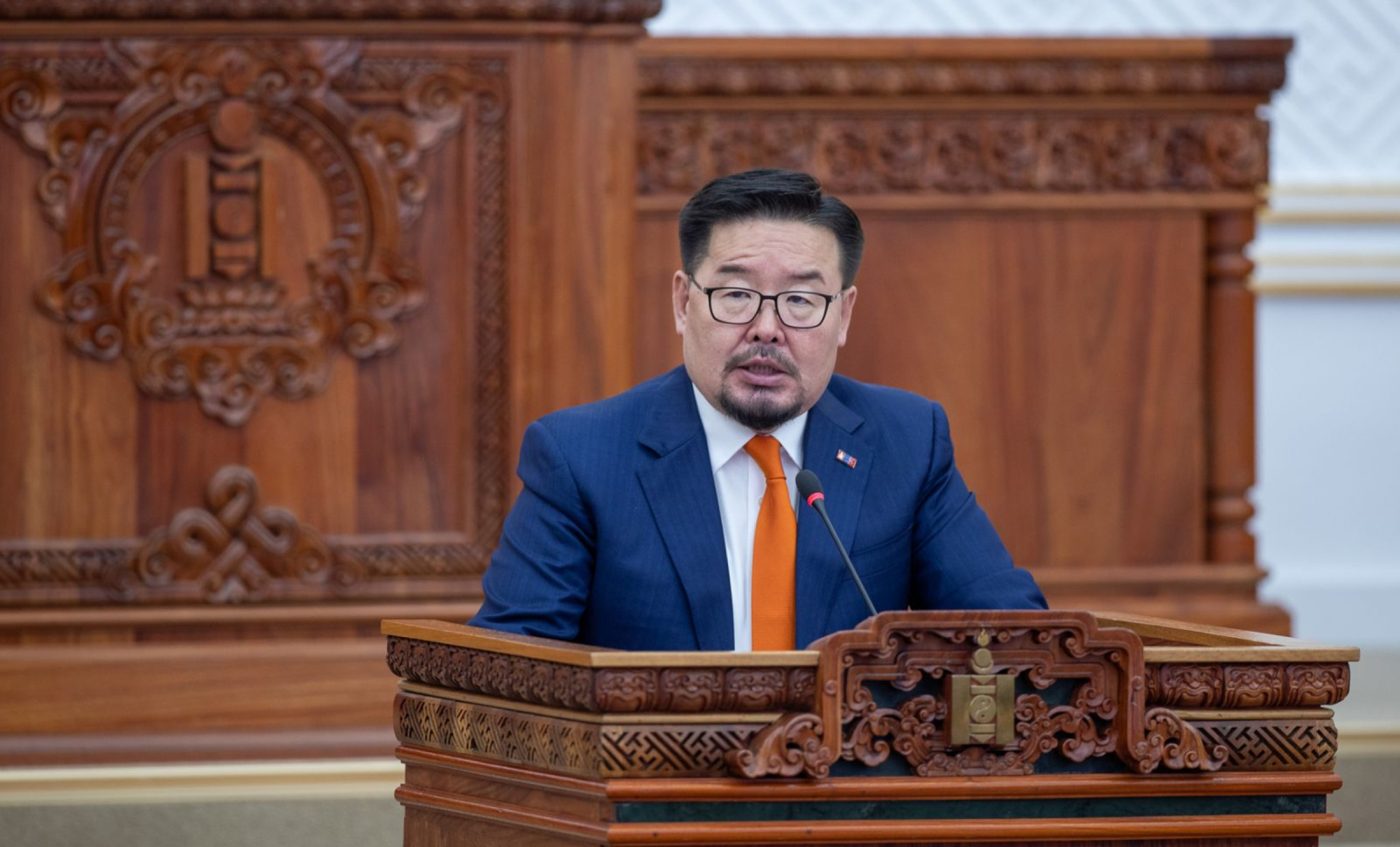 ЭРХ БАРИГЧИД ДУНДАЖ ДАВХРАГЫГ ХЭРХЭН ҮГҮЙ ХИЙСНИЙГ АН-ЫН О.ЦОГТГЭРЭЛ Г.ЗАНДАНШАТАРААС АСУУНА